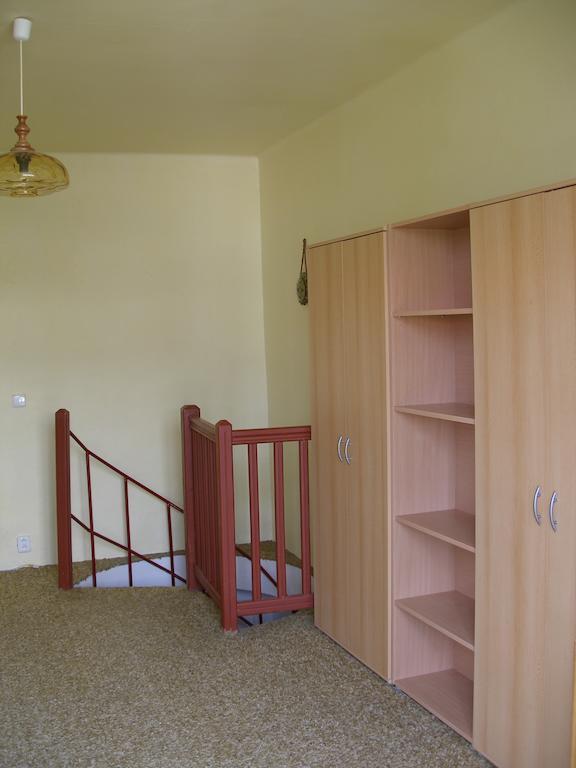 Penzion U Lesa Ceske Budejovice Quarto foto